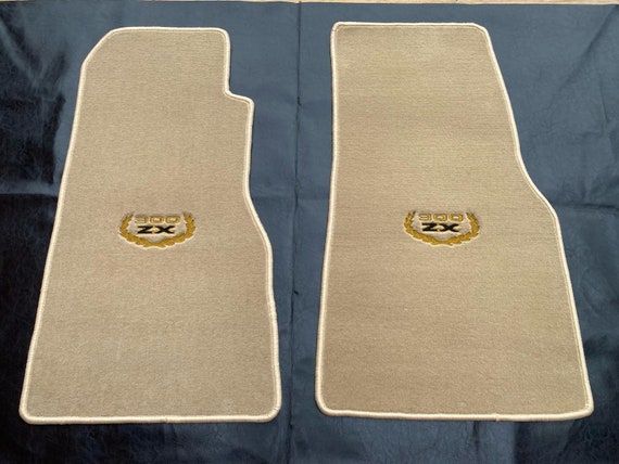 メイ Nissan 300ZX Z31 Beige Floor Mats: 1984-1989, 2-piece Carpet Set