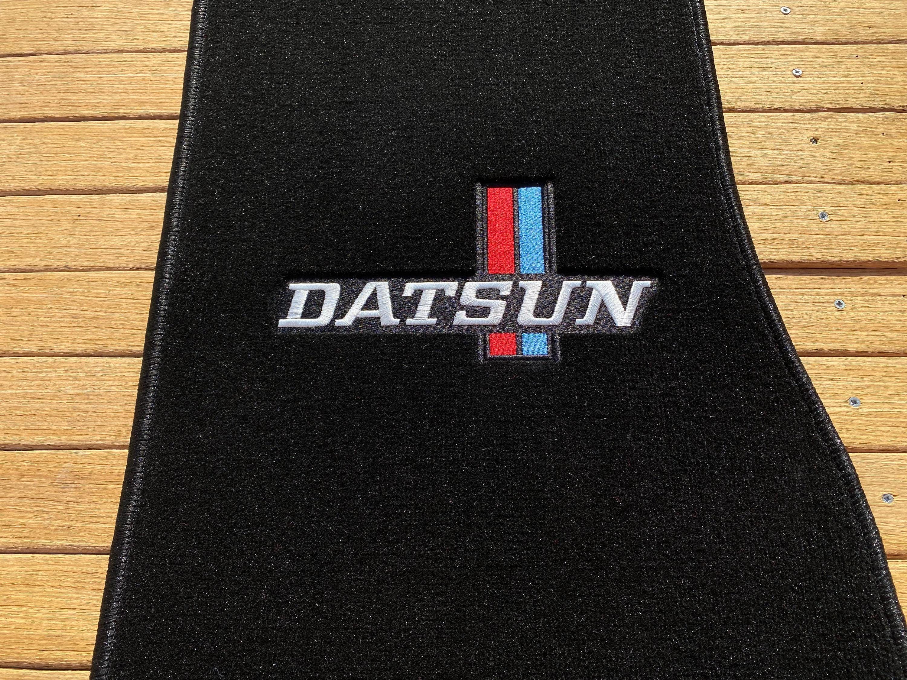 For Datsun ZX Floor Mats Carpet Black Embroidery Logo Set of 2
