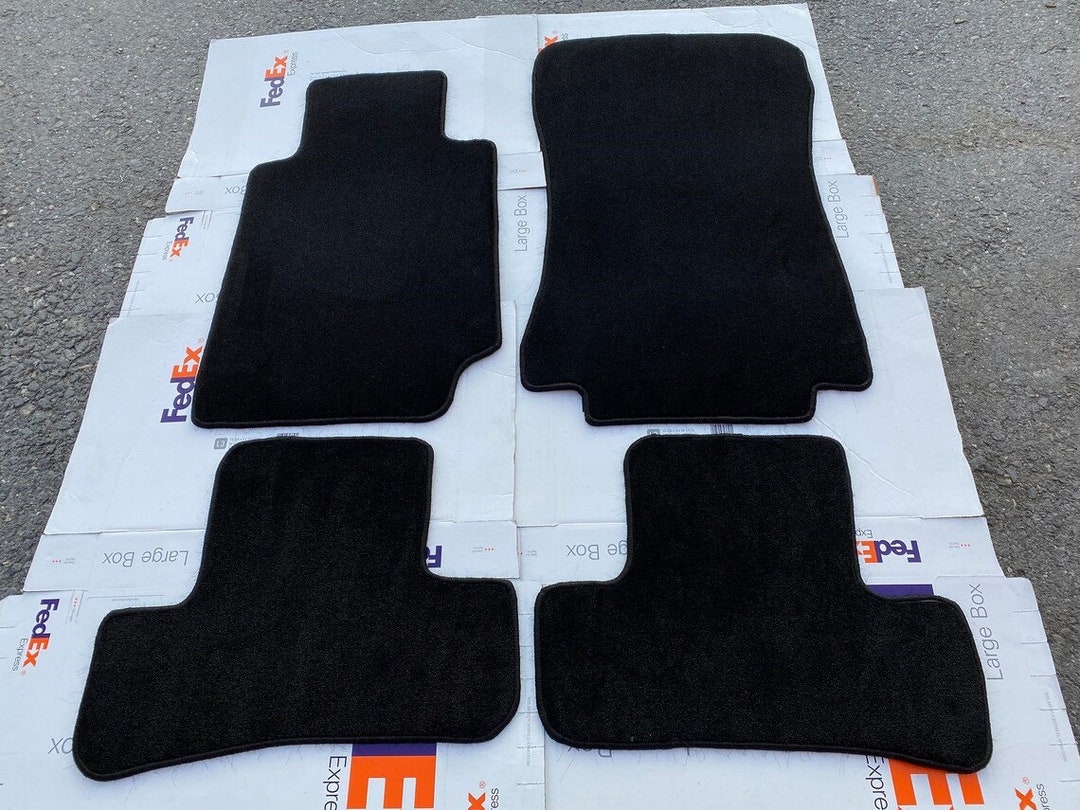 Fit for Mercedesbenz CLK 55 AMG Floor Mat Mats Carpet Black Set of 4 W