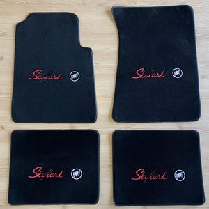 Für Buick Skylark Fußmatten Teppich schwarz Embroidery 4er Set 1964-73