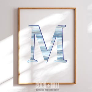 Letras costeras de la A a la Z, letras de pared para habitación de niña, obra de arte con nombre playero, impresión caligráfica inicial, letrero de puerta con monograma, arte de pared para dormitorio preppy