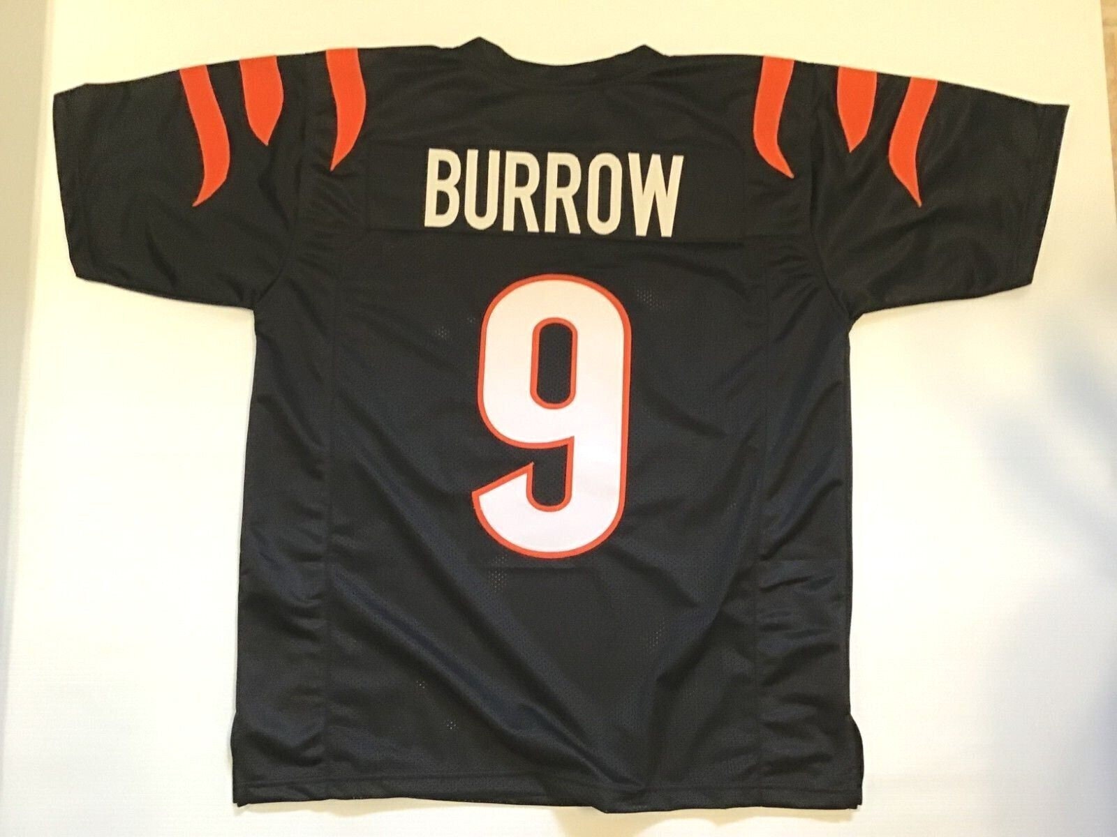 Bengals' Joe Burrow gifts childhood idol with AFC Championship jersey