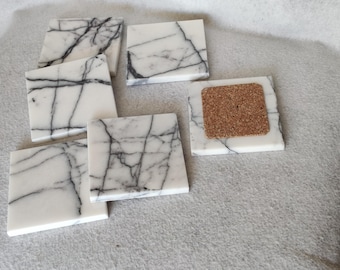 Sottobicchieri quadrati in marmo LILLA (4 e 6 pezzi) con sughero - Fatto a mano
