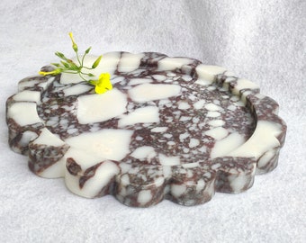 Scalloped Circular Viola Marble Tray (20cm)