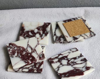 Sottobicchieri quadrati in marmo VIOLA (4 e 6 pezzi) con opzione sughero.