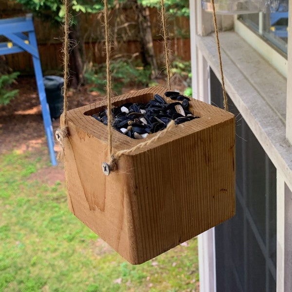 Bird Feeder (Cedar Wood)