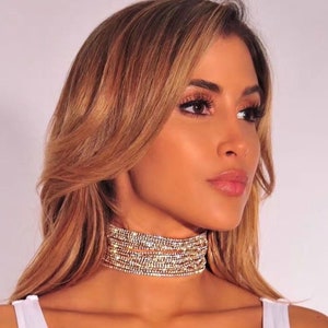 Elegant Rhinestone Choker