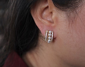 Aros de perla con clip: aros de cristal chapados en oro de 14 k