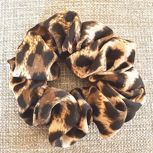 Scrunchie - léopard- tigres hair handmade, gift for her, gift for Christmas, gift for mummy
