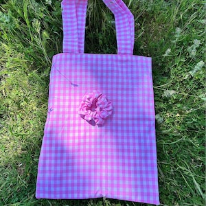 Handmade eco shopping bag in pink checkered pattern, lined fabric with interior pocket. Handmade eco shopping bag. Gift for her