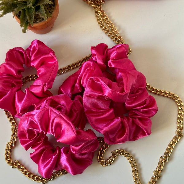 Chouchou rose fluo satin- pink satin Scrunchie handmade