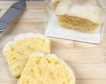 Lemon Pound Cake Wax Melts. Highly Scented Soy Wax.