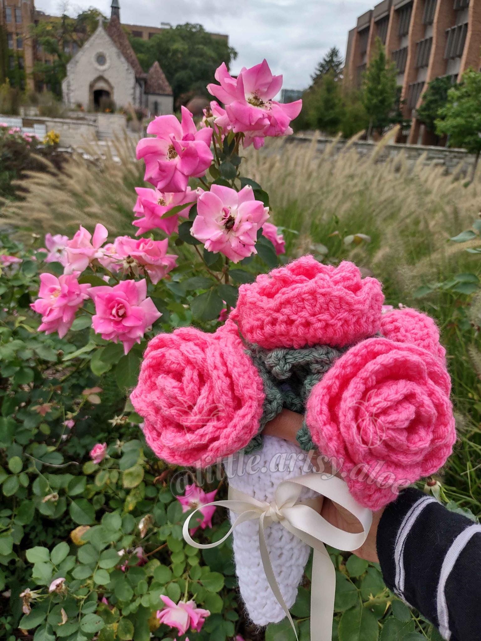 ローズブーケブランケット™（ひざ掛けサイズ）〜かぎ針編みPDFパターン