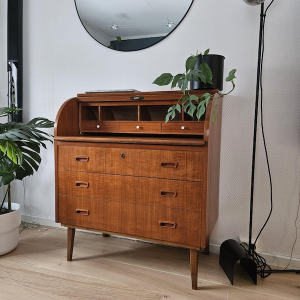 Vintage sekretärskrivbord i teak från 1960-talet, danskt skrivbord med lådor från mitten av århundradet, kompakt hopfällbar byrå