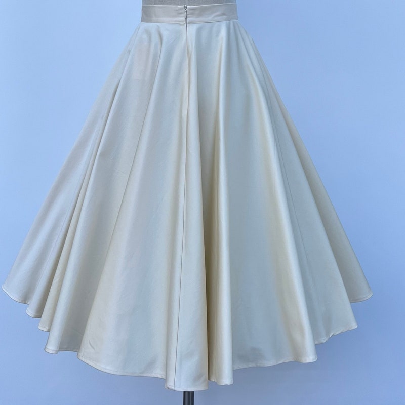 Silk Circle Skirt - Kelly Batik main image 1