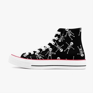 Skull Art High-Top Sneakers: Unisex Canvas Streetwear Schuhe