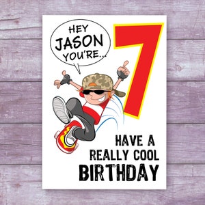 Tarjeta de cumpleaños genial para un niño skater, personalizable con su edad y nombre. Edades 4-9.