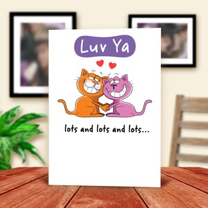 Amor ya gatos. Tarjeta romántica alegre. Mi amor ya... mucho y mucho, mucho...