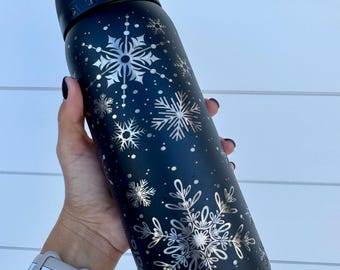 Personalized Owala Free sip 32oz bottle | Custom Water Bottle Snowflake Wrap Design | Custom Engraved Water Bottle | Snowflake Owala