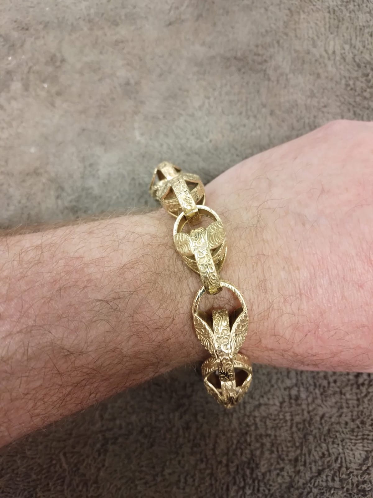Mens gold tulip bracelet discount