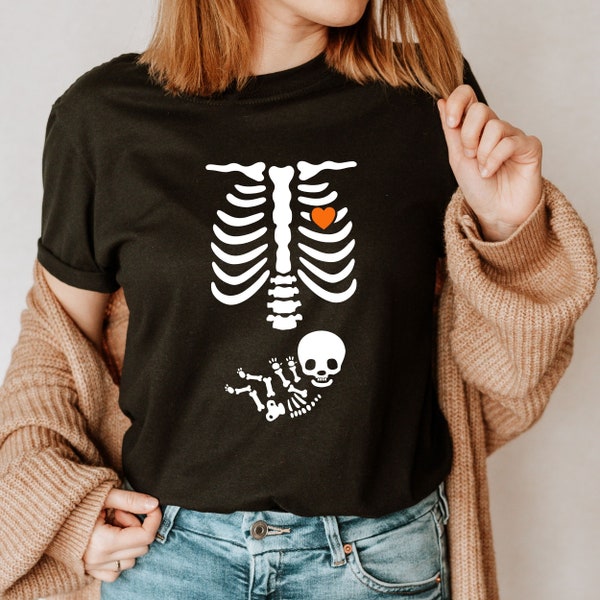 Skeleton Maternity Halloween Shirt, Pregnant Skeleton Shirt, Halloween Pregnancy Shirt, Halloween Maternity Shirt, Skeleton Pregnancy Outfit