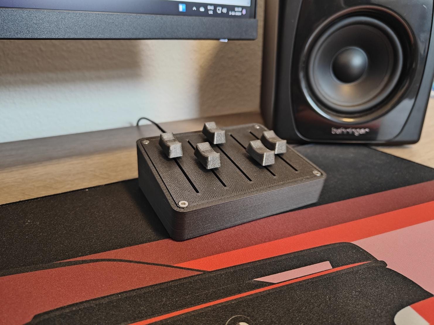 Five channel MIDI mixer