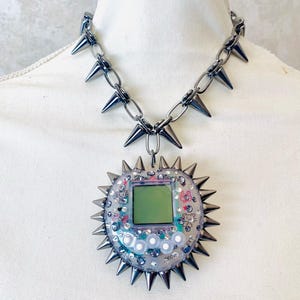 たまごっち Tamagotchi 当時 アクセサリー Tamagotchi necklace - Etsy 日本