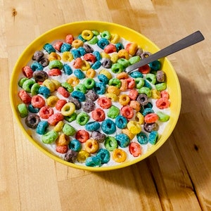 Single Fruit Loop Fake Cereal Bowl Wall Deco Maximalist Home Deco Cereal Bowl art Funky Home Deco Weird home deco Maximalist PopArt Interior