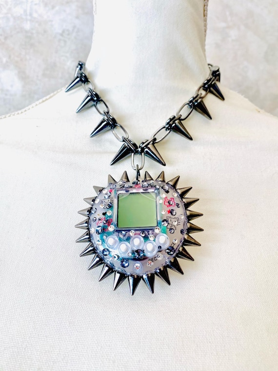 アクセサリー 00s civarize necklace japanese label y2k Y2k Spike Tamagotchi Necklace: Edgy Rave Punk Jewelry - Etsy