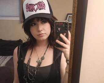 Stray Kids Heart Logo Trucker Cap | K-pop Band Merch, Pink Graffiti Design