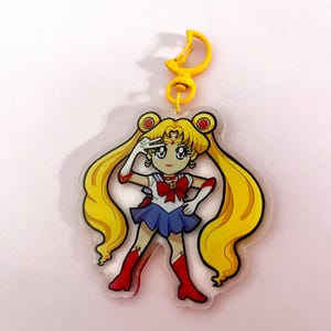 Sailor Moon Acryl Schlüsselanhänger Acryl Charm 2.5&quot; || 6 cm Usagi Tsukino Usagi Magische Mädchen 2000 Cartoons Anime Süß Chibi Geschenk Idee