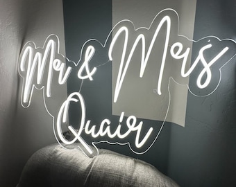 Custom Mr & Mrs Neon Sign, Custom Wedding Neon Sign, Love Heart Initials Neon ign, Engagement Party Neon sign, Girlfriend Gift Neon Sign