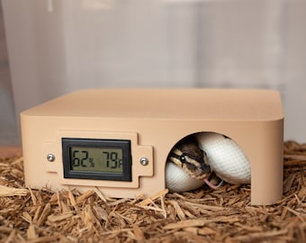 Reptile Hide with Front Thermometer/Hygrometer - InfoHide