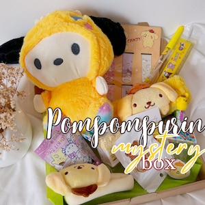 Pompompurin Kawaii Mystery Box Überraschungsgeschenk Geburtstagsbox Schreibwaren Mystery Box Taschen Notizbuch Sticker Blätter Plushies Schlüsselanhänger