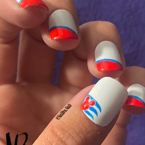 Cruise ship sailor press-on nails