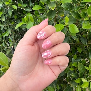 Star Wars inspired press on nails