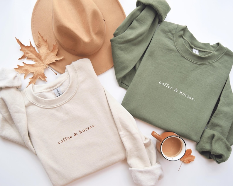 Coffee And Horses Sweatshirt, Horse Sweatshirt, Equestrian Sweatshirt, Horse Rider Gift, Horse Lover Gift, Horse Shirt, Horse Trainer Gift Bild 11