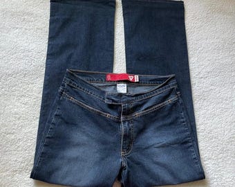 Vintage Guess dark wash blue stretch jeans