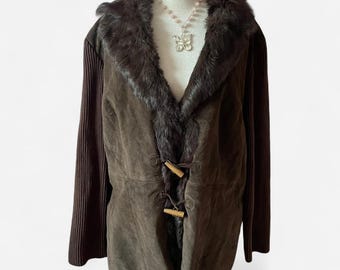 Bruin leren jack met konijnenbont