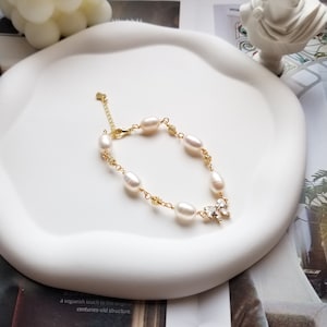 Dainty Fresh Water Pearl Zircon Bracelet with Gold Accents, Baroque Pearl Bracelet, Bridal Jewelry, Bow Bracelet, Genuine Fresh Water Pearls