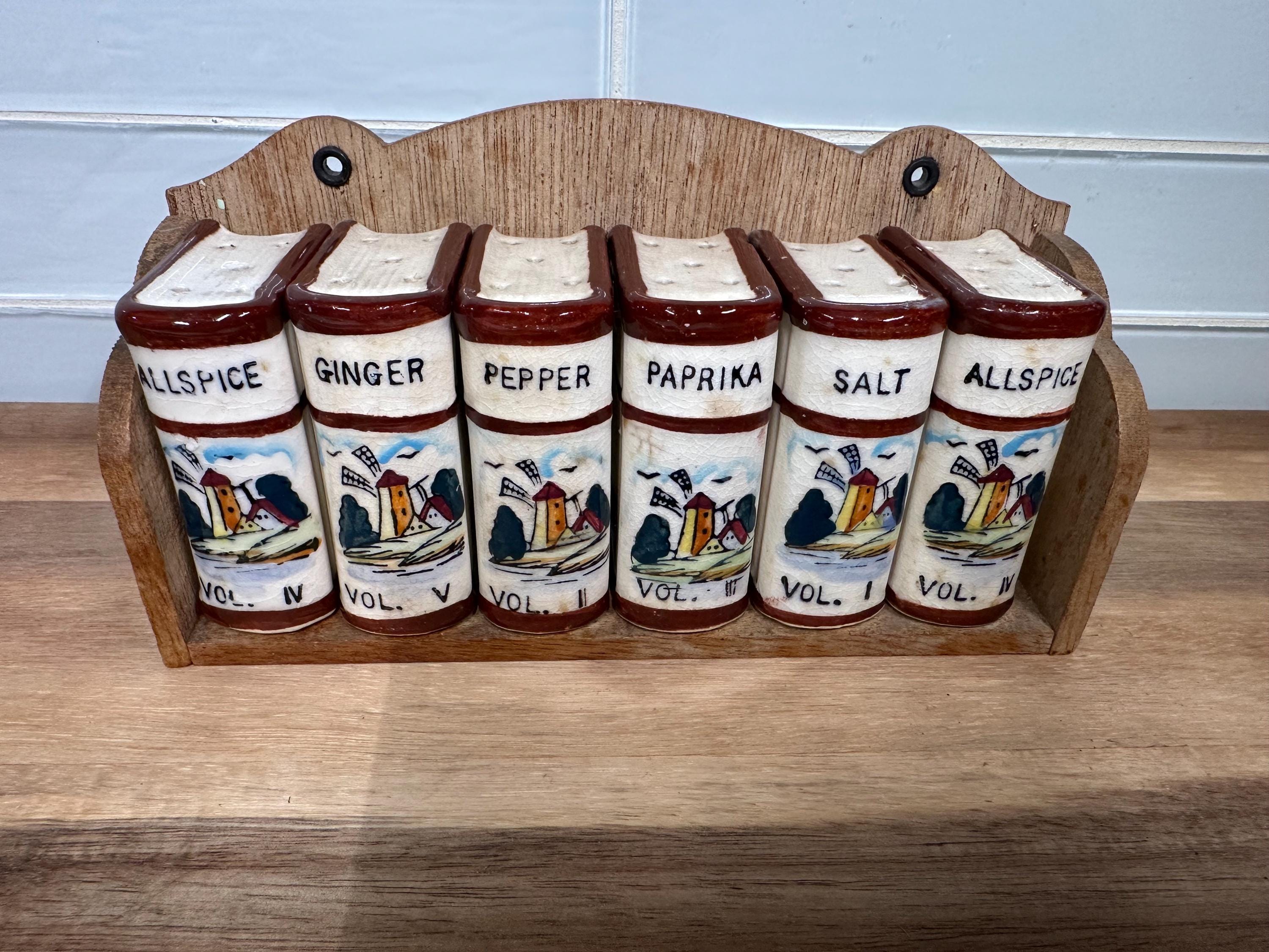 デッドストック 本革 イタリア製 ヴィンテージ ポーカーセット アンティーク Vintage Windmill Design Book Spice Set: Westwood Products