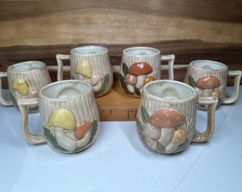 Set of 6 Vintage Arnels Handpainter Merry Mushroom Mugs 1970s Vintage Kitchen