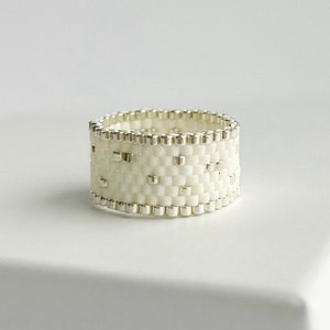 Peyote Delica Ring, Minimalist Seed Bead Wide Ring, Seed Bead Ring, Beaded Ring, Seed Bead Band Ring, Bead Woven Ring,Seed Bead Jewelry
