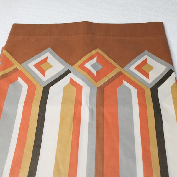 Vintage mid century geometric double size flat sheet