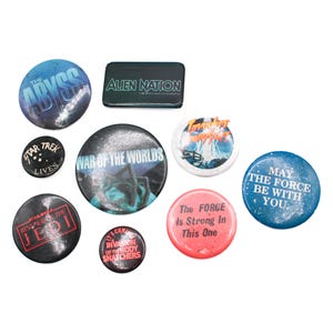 Vintage Star Wars, Space themed movie pinback buttons x9