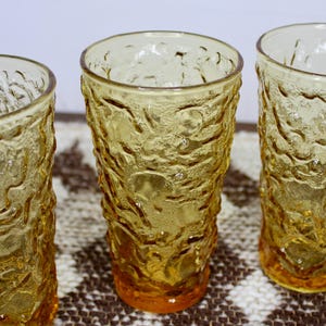 Vintage gold crinkle glass Milano Lido Anchor Hocking tumbler juice glasses