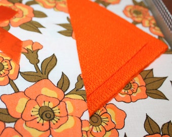 Vintage 1970s floral napkin & tablemat set x4