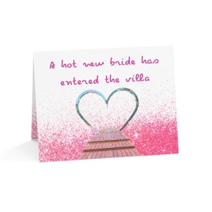 Une nouvelle mariée sexy a fait son entrée dans la Villa Card | Carte de jeune fille/Invitation