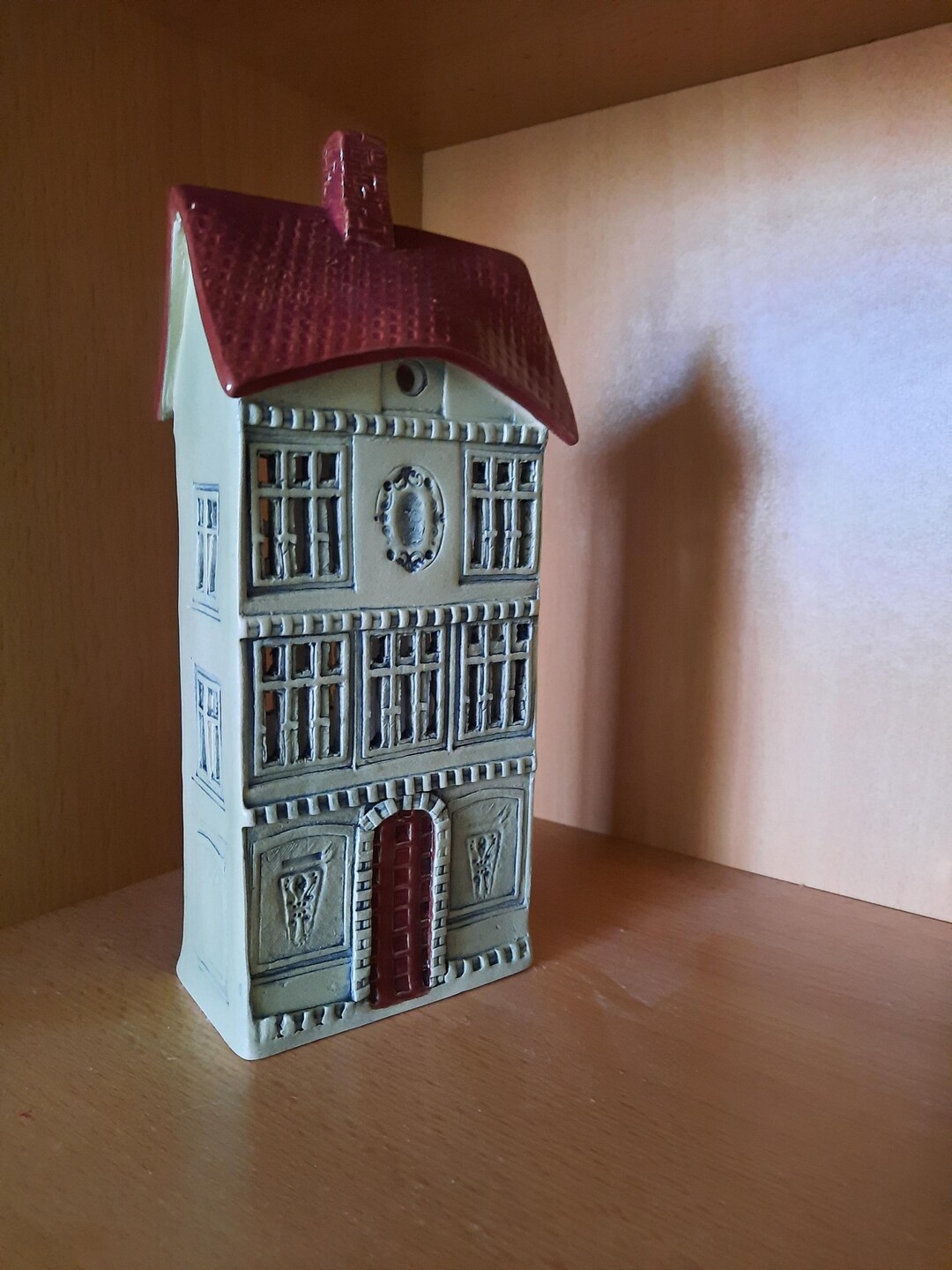 Ceramic Bo candle house - green