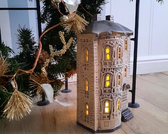 Ceramic Victorian house in beige color, Tea light holder